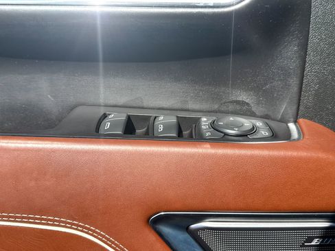 Certified 2024 GMC Sierra 2500 Denali Ultimate image 17