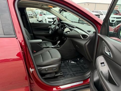 Used 2023 Buick Encore GX Essence w/ Experience Buick Package FWD image 29