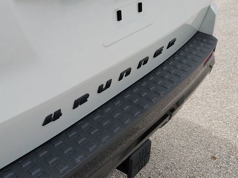 New 2026 Toyota 4Runner TRD Sport Premium AWD/4WD image 6