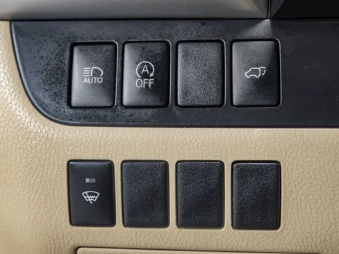 Used 2018 Toyota Highlander XLE FWD image 28