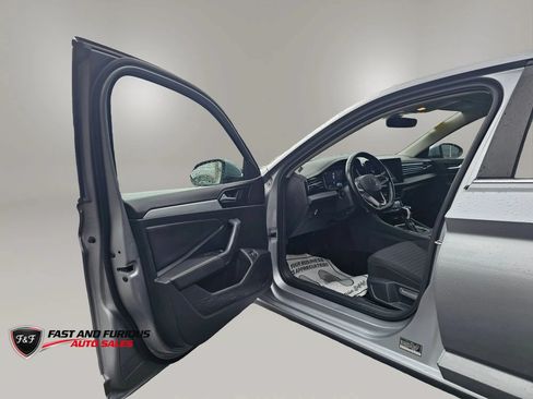 Used 2025 Volkswagen Jetta S FWD image 9