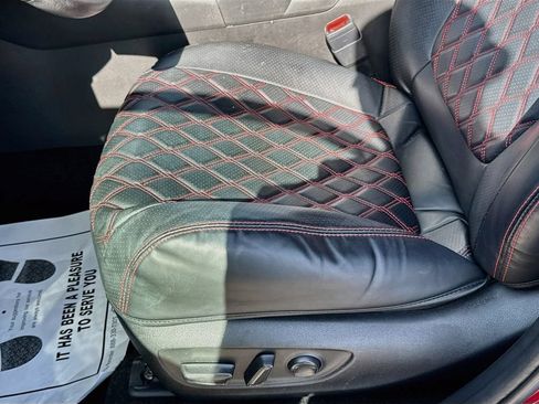 Used 2021 Toyota RAV4 XLE w/ Convenience Package AWD/4WD image 23