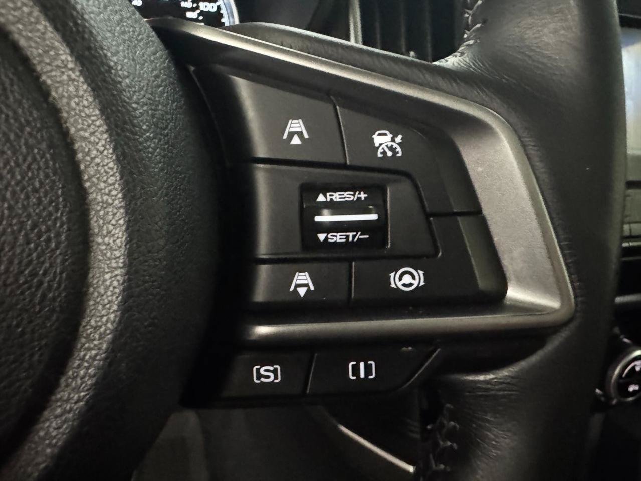 Used 2020 Subaru Forester Premium AWD/4WD image 12