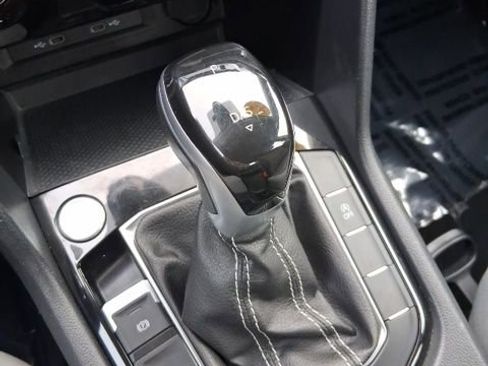 Used 2024 Volkswagen Taos S image 25