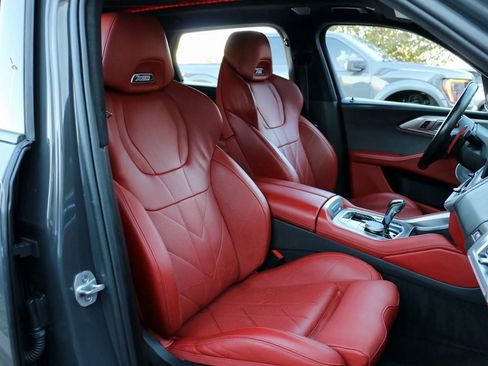 Used 2023 BMW XM image 36