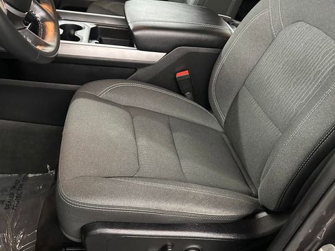Used 2023 RAM 1500 Big Horn AWD/4WD image 14