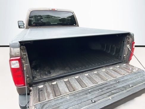 Used 2016 Ford F250 XLT w/ XLT Premium Package RWD image 25