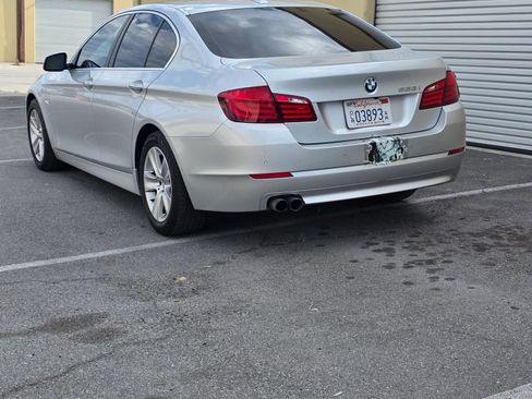 Used 2013 BMW 528i Sedan RWD image 4