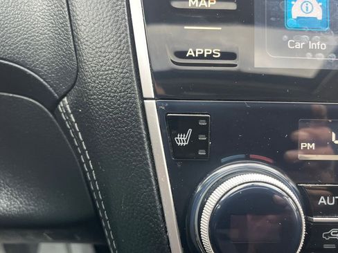 Used 2018 Subaru Outback 2.5i Premium AWD/4WD image 16