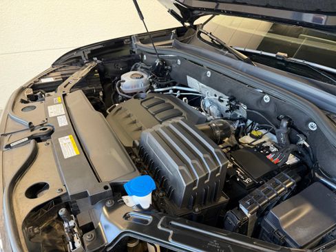 Used 2024 Volkswagen Atlas SEL Premium R-Line AWD/4WD image 59