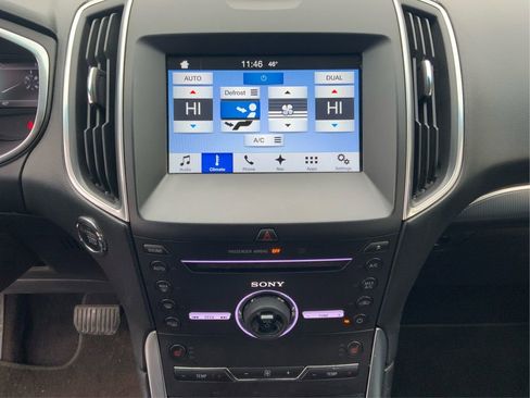 Used 2016 Ford Edge Titanium w/ Technology Package image 28