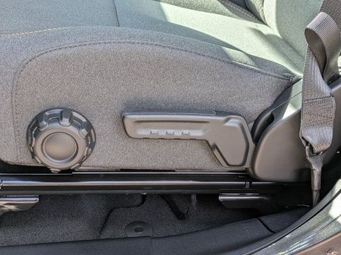 New 2025 Jeep Gladiator Sport image 20