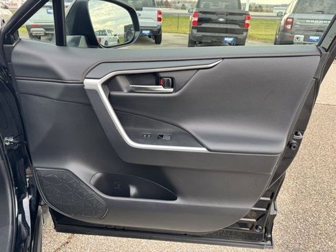 Used 2024 Toyota RAV4 Adventure image 31