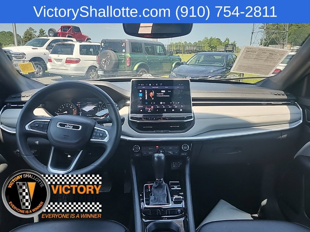 Certified 2024 Jeep Compass Limited AWD/4WD image 4
