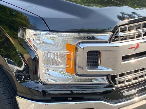Used 2018 Ford F150 XLT w/ Equipment Group 302A Luxury AWD/4WD image 4