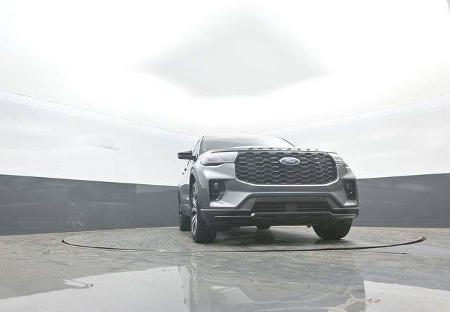 New 2026 Ford Explorer ST-Line RWD image 28