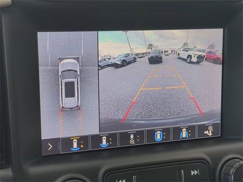 Used 2019 GMC Terrain Denali w/ Advanced Safety Package image 21