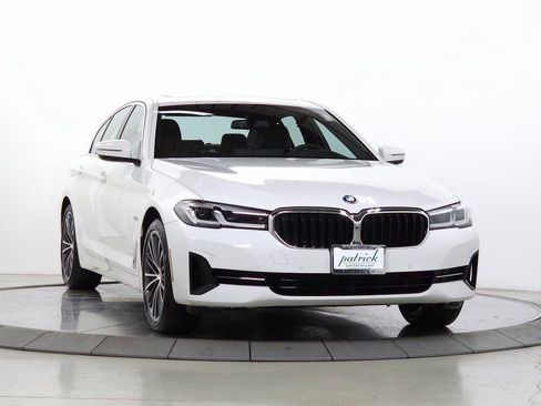 Used 2023 BMW 530e xDrive w/ Premium Package image 1