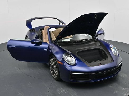 Certified 2024 Porsche 911 Carrera RWD image 19