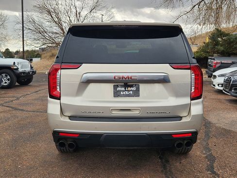 Used 2022 GMC Yukon XL Denali image 6