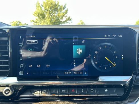 Certified 2025 Chevrolet Silverado 1500 RST image 18