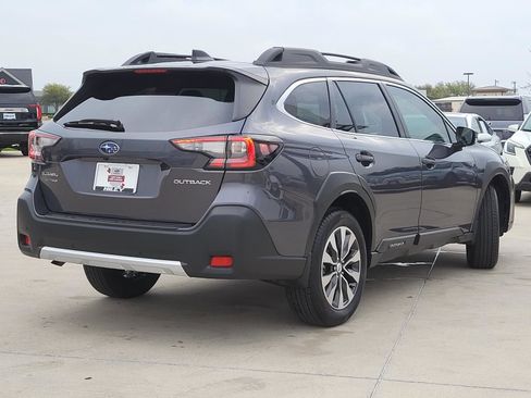 Certified 2025 Subaru Outback Limited image 4