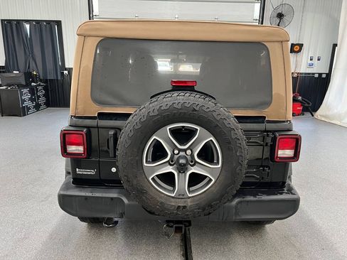 Used 2020 Jeep Wrangler Unlimited Sport AWD/4WD image 5