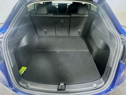 Used 2022 Tesla Model Y Long Range AWD/4WD image 27