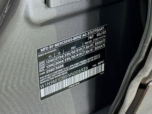 Used 2022 Mercedes-Benz EQB 350 4MATIC image 33