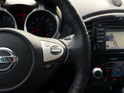 Used 2014 Nissan Juke SV w/ Navigation Package image 31