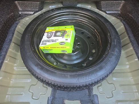 Used 2019 Honda Civic Sport image 15