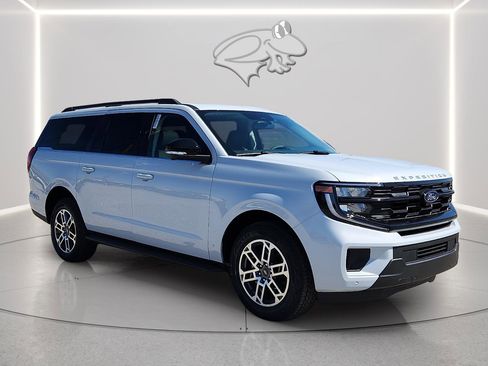 New 2026 Ford Expedition Max Active image 4