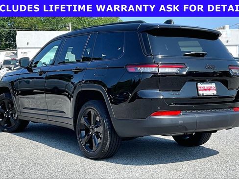 Used 2023 Jeep Grand Cherokee L Laredo AWD/4WD image 9