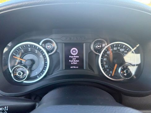 Used 2020 RAM 1500 Big Horn AWD/4WD image 19