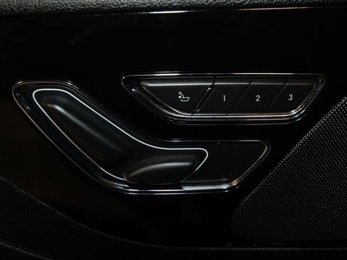 Used 2023 Lincoln Aviator Reserve w/ Equipment Group 201A image 9