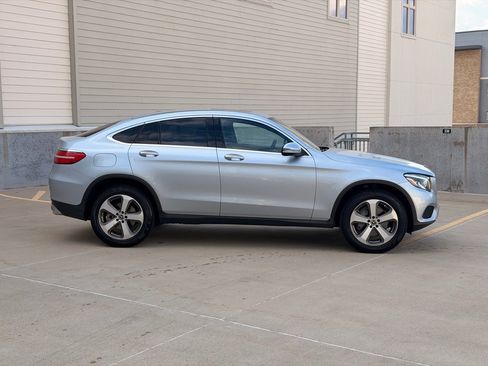 Used 2018 Mercedes-Benz GLC 300 4MATIC Coupe image 3