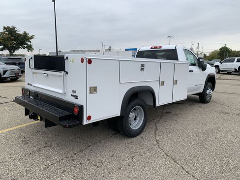 New 2025 GMC Sierra 3500 Pro w/ Convenience Package AWD/4WD image 39