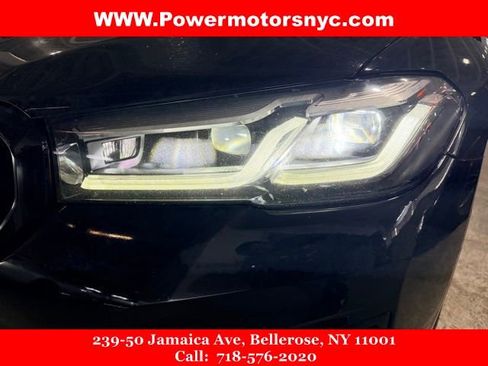 Used 2021 BMW 530i w/ Premium Package image 7