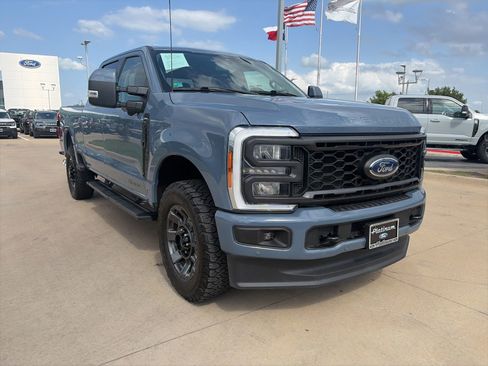 Used 2023 Ford F250 Lariat w/ Sport Appearance Package AWD/4WD image 7