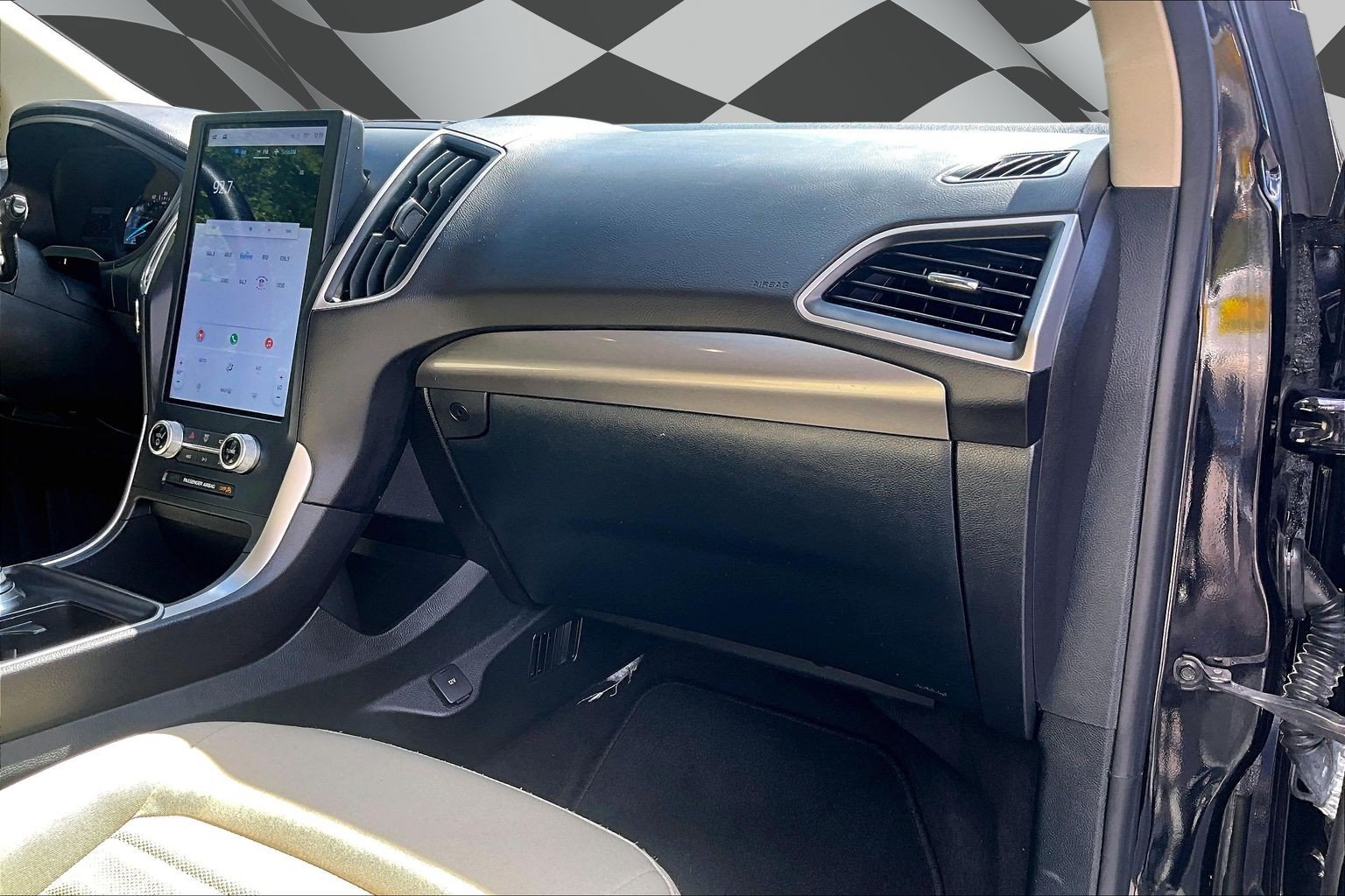 Used 2023 Ford Edge SE AWD/4WD image 19