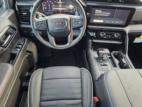 New 2026 GMC Sierra 1500 AT4X w/ LPO, Black Badging Package image 33