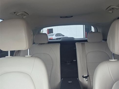 Used 2018 Mercedes-Benz GLC 300 4MATIC image 20