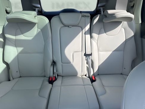 Used 2024 Volvo XC90 B6 Plus w/ Protection Package Premier image 13