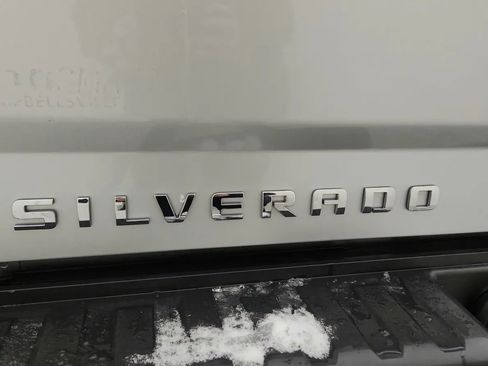 Used 2019 Chevrolet Silverado 1500 LT image 17