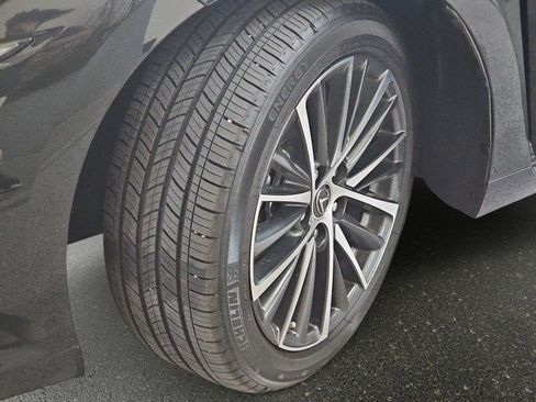 Used 2023 Lexus ES 250 w/ Premium Package AWD/4WD image 30