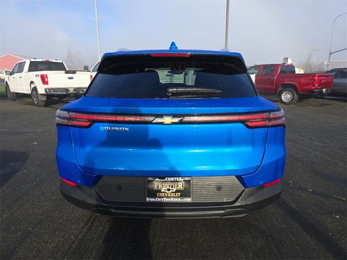 New 2026 Chevrolet Equinox EV LT image 4
