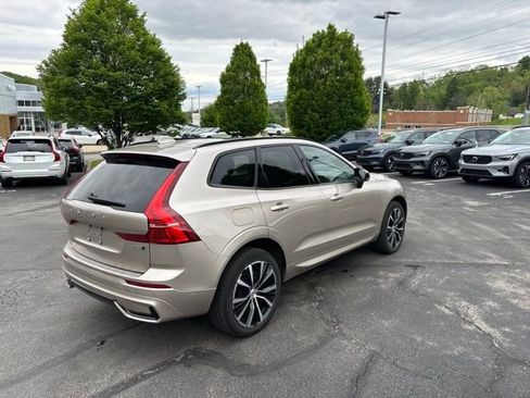 Used 2024 Volvo XC60 B5 Plus w/ Protection Package Premier AWD/4WD image 6