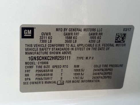 Used 2017 Chevrolet Suburban LT w/ Luxury Package RWD image 37