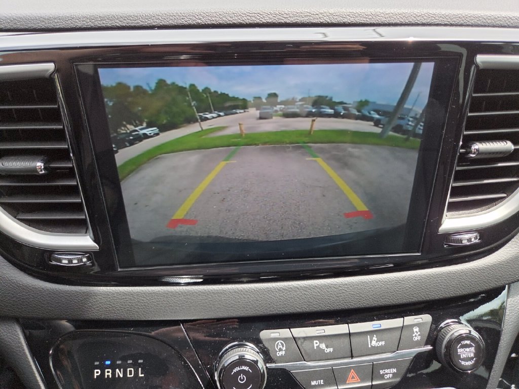 Used 2025 Chrysler Pacifica Select FWD image 38