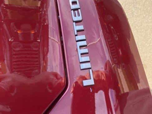 New 2025 Jeep Grand Cherokee Limited w/ Trailer Tow Package image 24